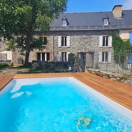 D'hotes De Charme L'evasida Les Echappees Belles 住宿加早餐酒店 Antignac