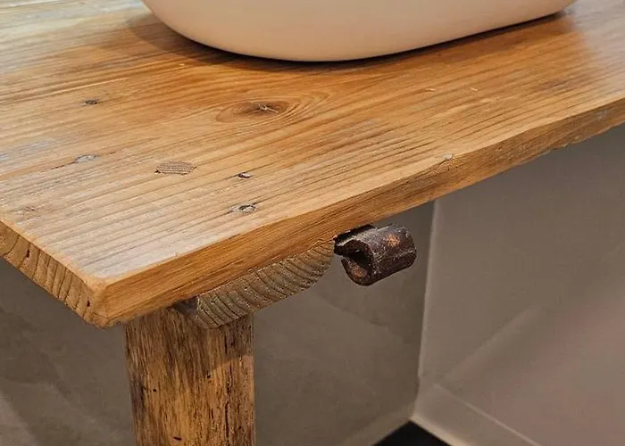 D'hotes De Charme L'evasida Les Echappees Belles 住宿加早餐酒店 Antignac